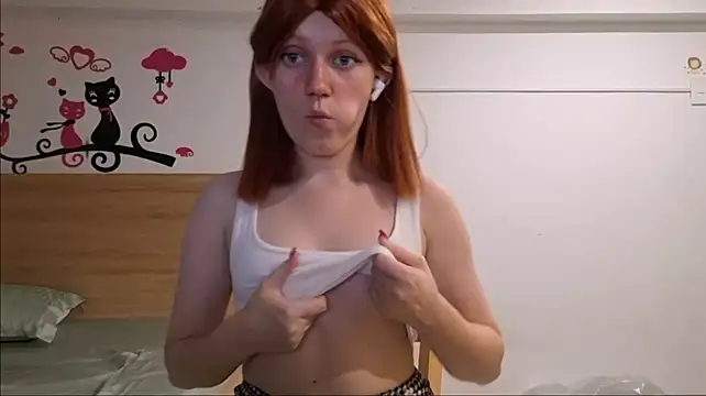 DomenicaServille - Show my underboobs