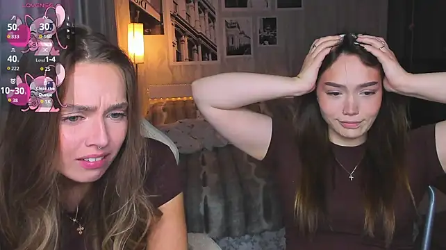 Evia_r0se - lift my t-shirt up a little