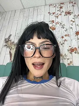 AxaraXXX - VIBE MY PUSSY
