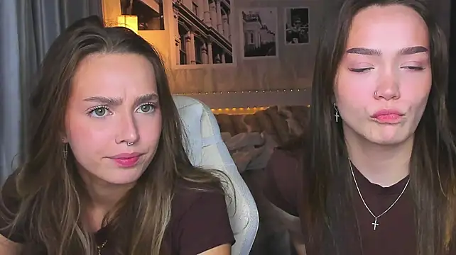 Evia_r0se - lift my t-shirt up a little