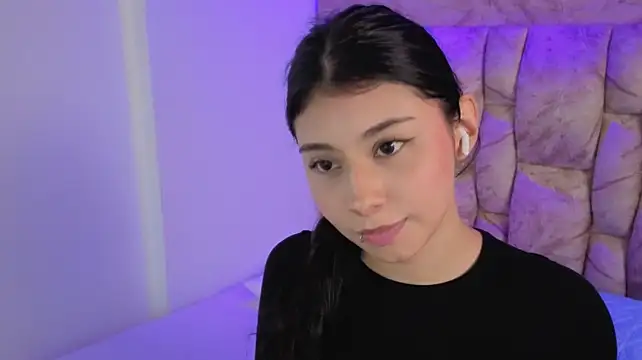 Chloe_bluee_