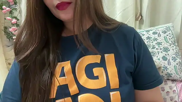 Dikshaindin - show boobs