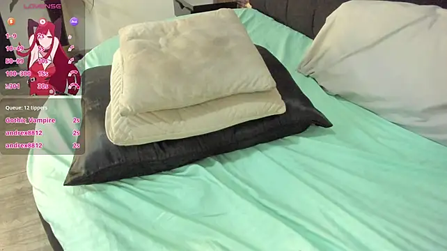 Aurora__23 - Fingers in pussy🥴