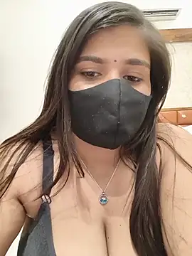 Busty_priya69 - Nipple clamps 😜 5 mnt cntrl