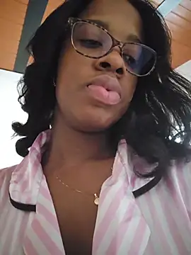 Im_Camila__ - 🌷Morning desire, Tits out 🌷LT🕹️