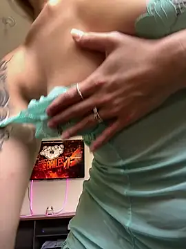 Nymph_BRA - Sentar e gozar na pública🔥