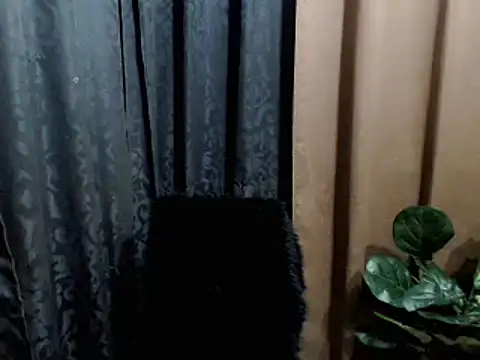 Prettykrysgirl - naked