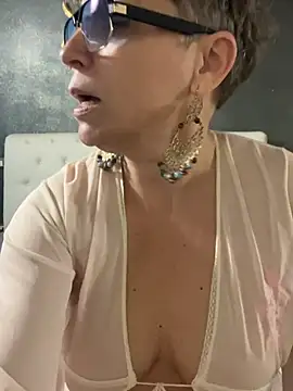 Monella_ - balletto nuda