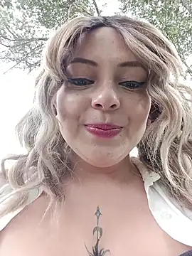Bela-outdoor - Open ass + fingers un ass, naughty