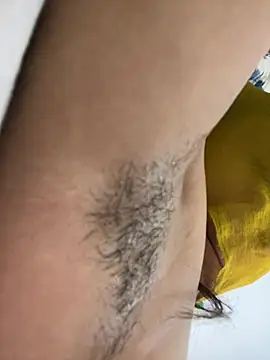 Miss_kanika76 - Pussy oil show
