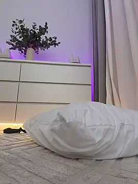 BellaGiaxx - dildo play + 5 min control last tip
