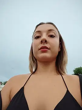 KarlaLuar_ - Show tits + control Lush 5 min