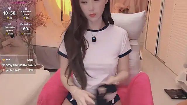 Mindy1211 - 上空5分钟