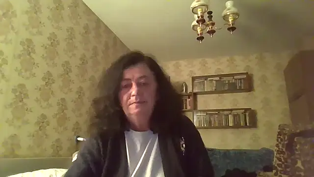 GypsiQueen2 - I'm saving up for a smartphone.