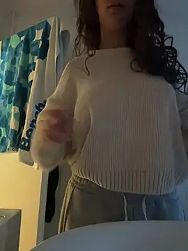 Youngcouple18_19 - show boobs