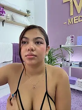 Babysaritaa - Show your wet pussy 🍓🥵