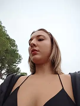 KarlaLuar_ - Show tits + control Lush 5 min