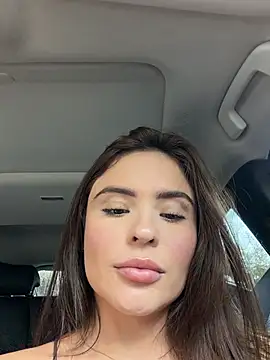 SofiaGomez444 - Make me feel naughty and get me wet 😈🥵