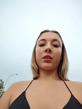 KarlaLuar_ - Show tits + control Lush 5 min