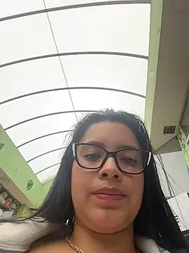 Miss_Bella_Flame - SHOW MY BIG TITS WITHOUT GETTING CAUGHT