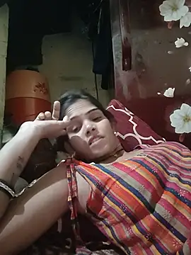 Kamini_hat