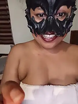 Maskedcurves - Public booby oil show