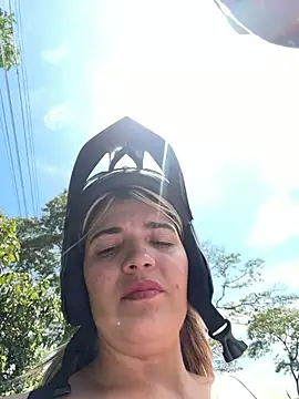 Sarita-candy - Squirt on a boy's face