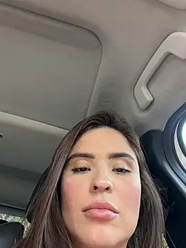 SofiaGomez444 - Make me feel naughty and get me wet 😈🥵