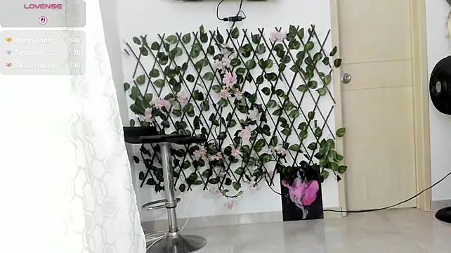 SamanthaExsotic - muy mojada mi coño por ti