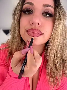 Miamellycious - Remove pants+rub pussy💦🎁vid last tip