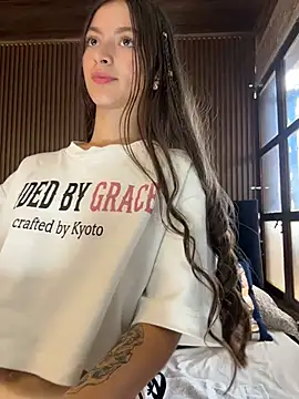 Chanel_Win - dance sexy x5 min without clothes