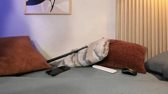 HannahSkies - Make hard my Ass with Spanks x 9