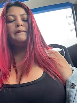 Lia-Moon77 - Show tits clamps 😈🎁 king