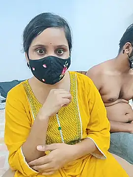 Your___Riya - Pussy flash in public 🌺💋