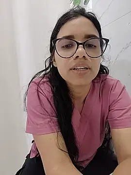 Alanahot94 - Play with my tits
