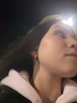 Anyway - Go 3 min arond and show boobs under top