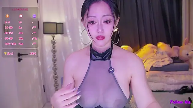 Lily0709 - 帮莉宝冲冲人气，全裸坐骑肉棒喷水3分钟
