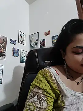 Pinky-2 - Oiling My Sexy Pussy Hole