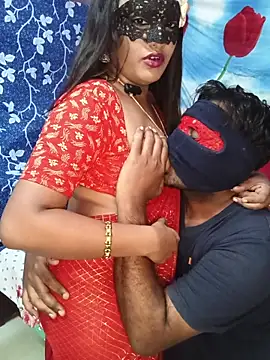 LoveBirds09 - Boobs lick with 🍯 Honey