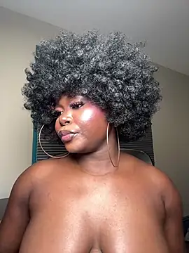 WomanNextdoor1 - Make this pussy scream 🙀 🍑💦daddy