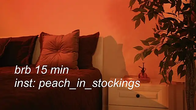 Peach_in_stockings - Goddess Seduction: slow dance + lingeri