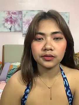 YaraSmith - fuck my dildo until I cum😜💦