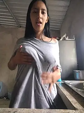 LauraMontaii - Glo glo glo profundo 🥒🥵💦