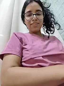 Alanahot94 - Play with my tits