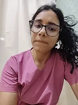 Alanahot94 - Play with my tits