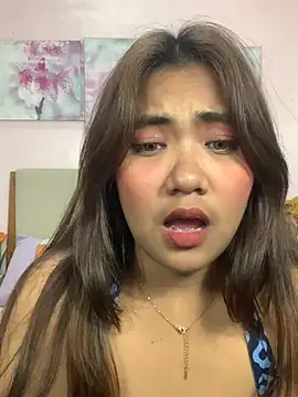 YaraSmith - fuck my dildo until I cum😜💦