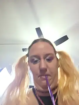 BabygurlJay - Ride toy with lush in booty
