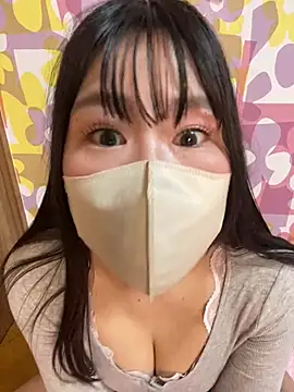 ERENA_ch - 上のお洋服を脱ぎます！