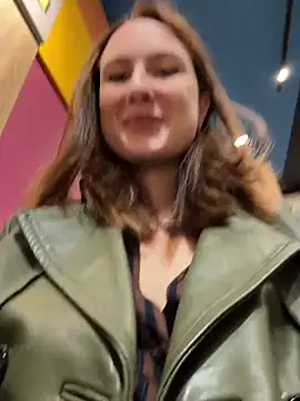 Dina_Tease - SHAKE NAKED BOOBS & SAY HI to STRANGER