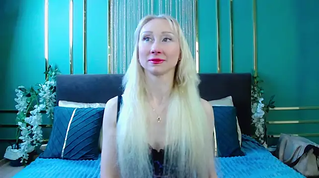 KissDreamm - Sexual caresses legs+ 2 min control last